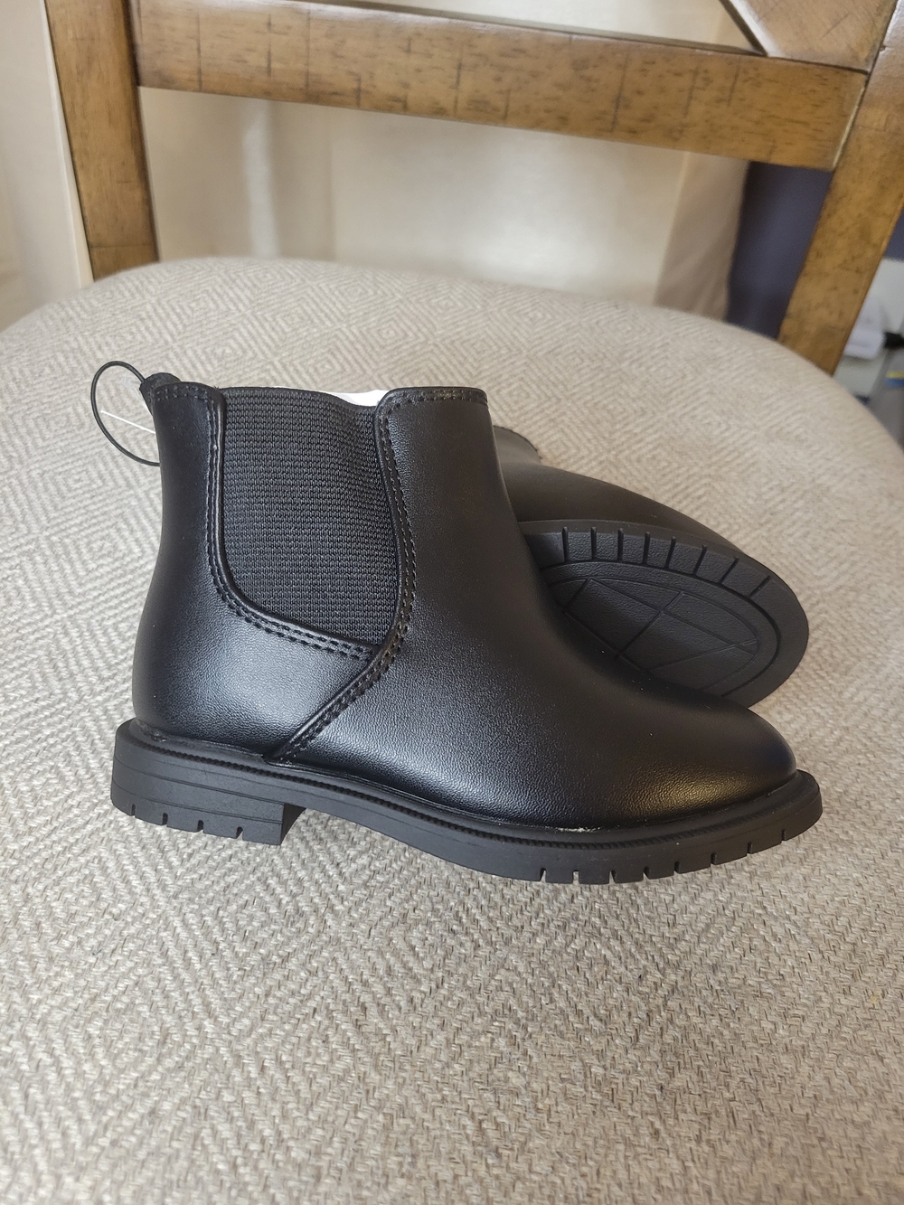Cat & Jack Toddler Girl Black Chelsea Boots - Classic Slip-On Design - Picture 9 of 10